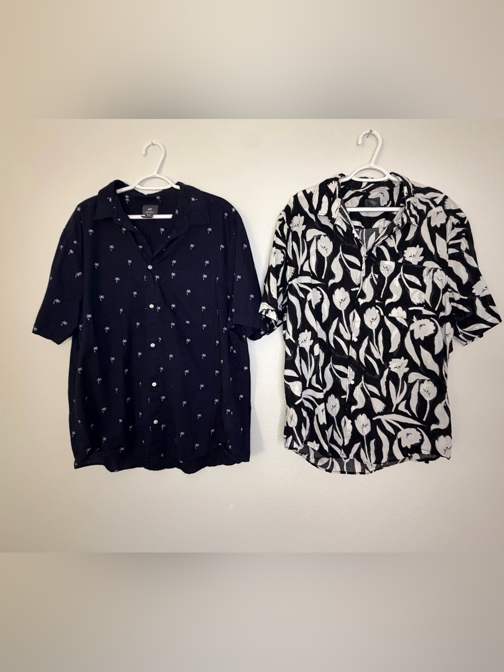 H&M Men’s XL Short Sleeve Button Up Shirts Lot of 2